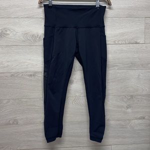 Lululemon Crop Bottoms With Mesh And Heathered Cuffs
